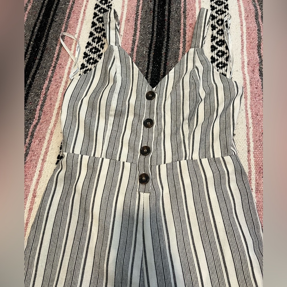 Papaya wide leg jumpsuit - size medium